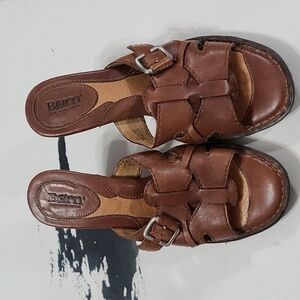Born Brown Leather? Heeled Sandals Slip-ons Buckles Size 8/39 EUC
